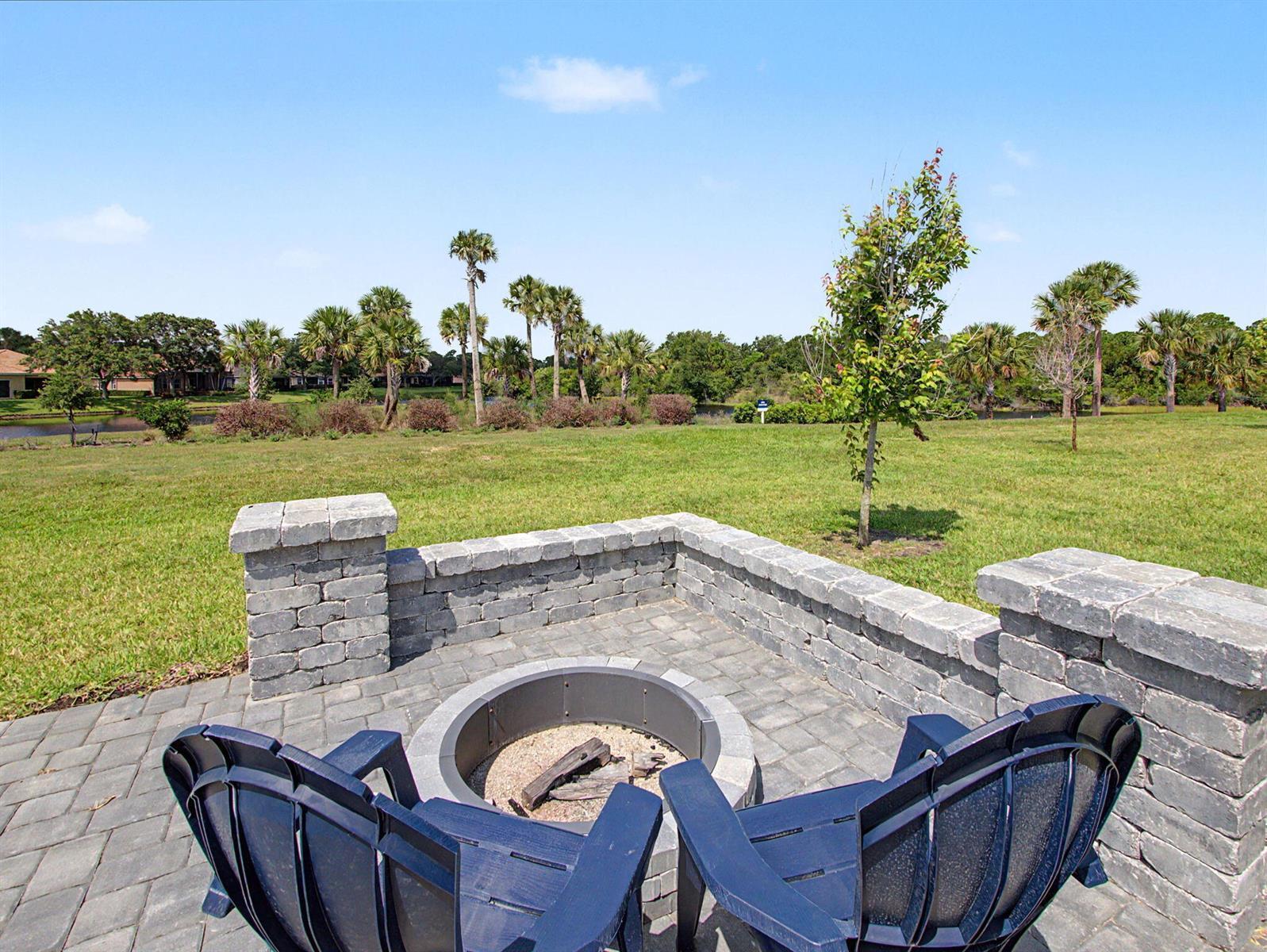Building Photo - 9049 Dahlia Cir