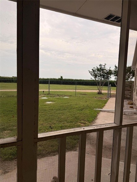 Building Photo - 5600 FM 1466