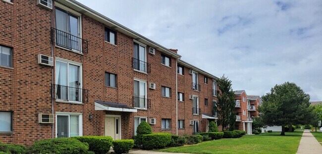 Primary Photo - 1257 Harding Ave