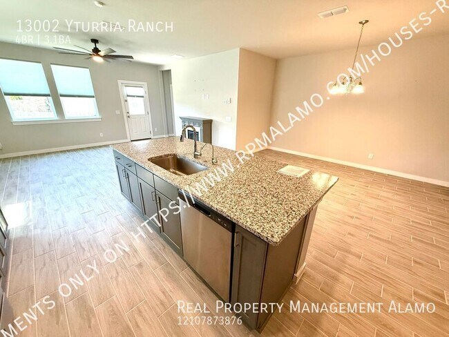 Building Photo - 13002 Yturria Rnch
