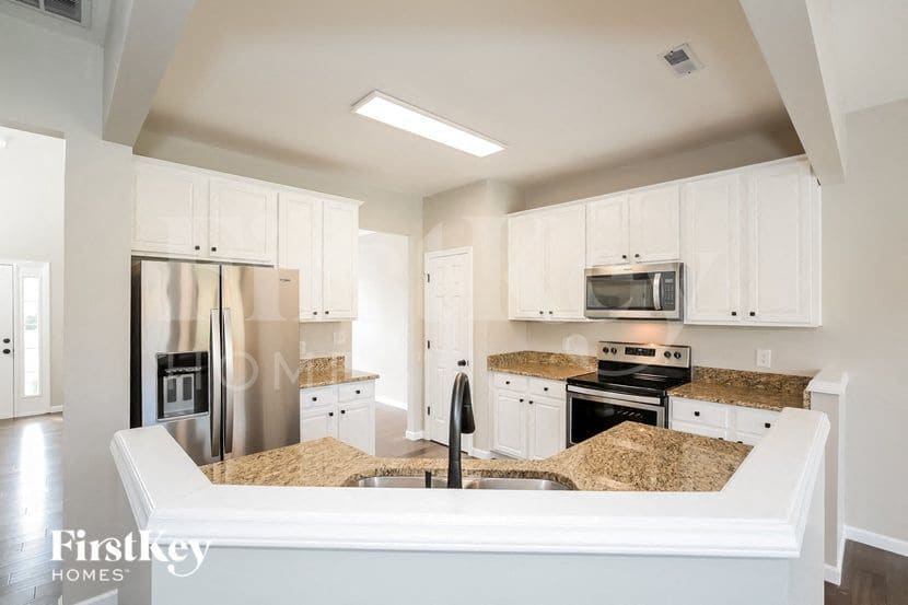 Building Photo - 4531 Wayland Ct