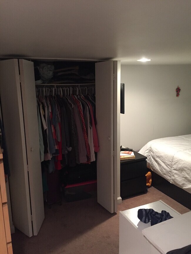 Building Photo - 1114 Spruce St