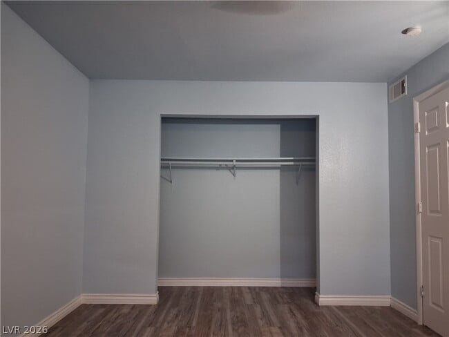 Building Photo - 510 Mckellar Cir