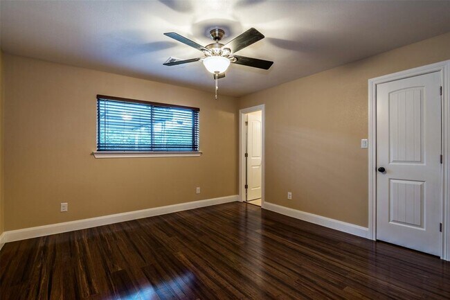 Building Photo - 11639 Kirkmeadow Dr