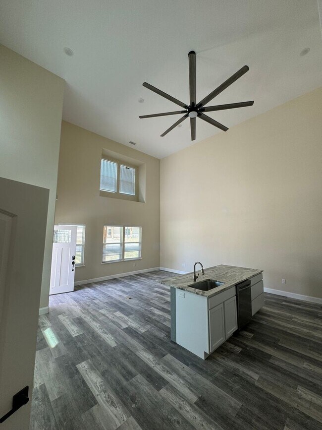 Building Photo - Beautiful modern Townhome in Peaster ISD NO Water Bill -  Fenced Yard - GATED: Spring Move in Spe...