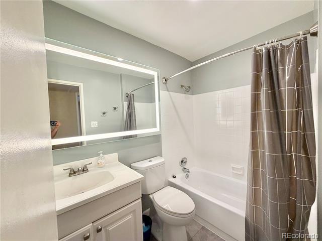 Building Photo - 4400 S Quebec St