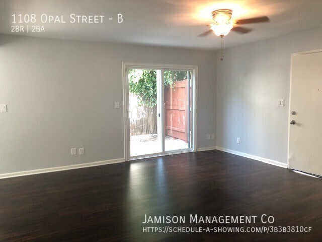 Building Photo - 1108 Opal St