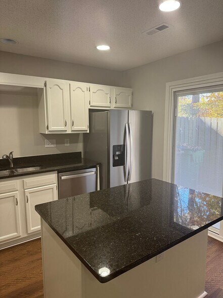 Building Photo - 5734 Prescott Ct