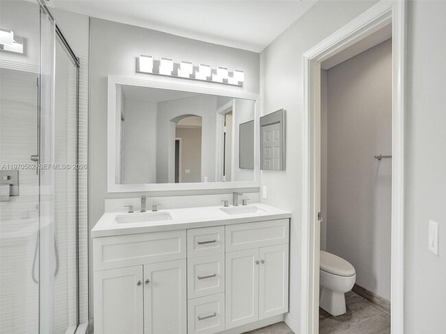 Building Photo - 488 Conservation Dr