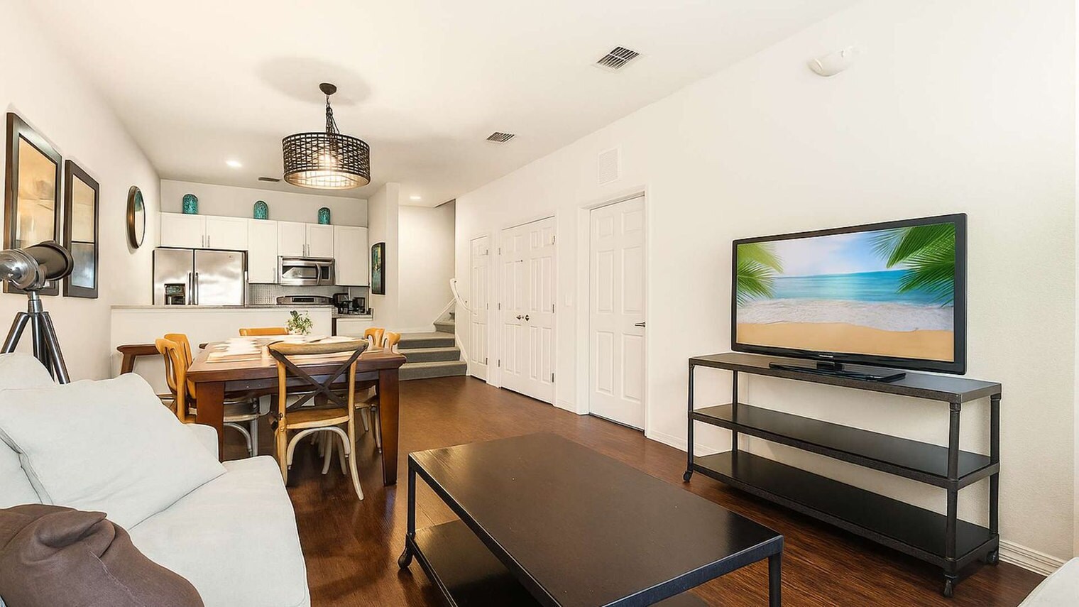 Building Photo - 5354 Diplomat Ct