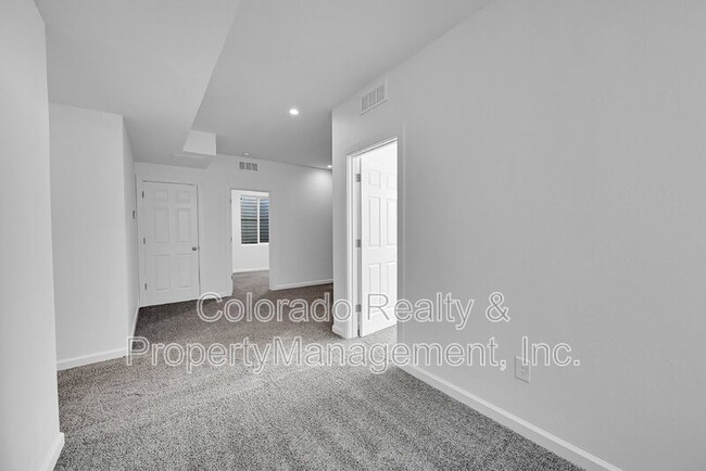 Building Photo - 4494 Telluride Ct