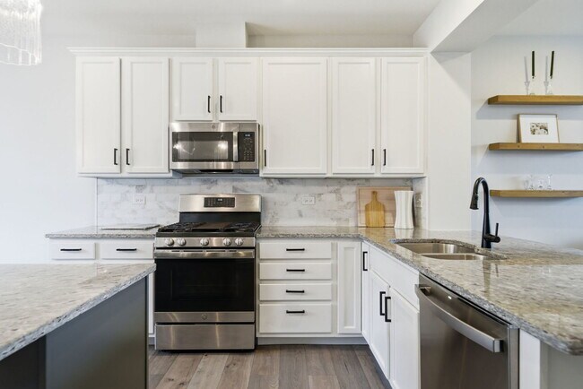 Building Photo - 4462 Monroe Ct