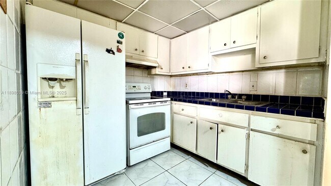 Building Photo - 2901 NW 47th Terrace