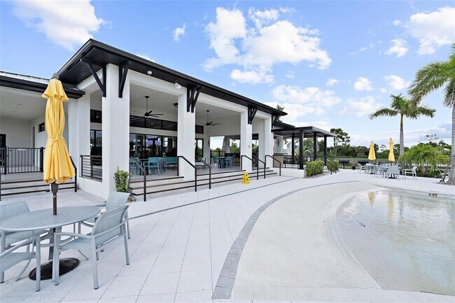 Building Photo - 12450 Somatic Ct