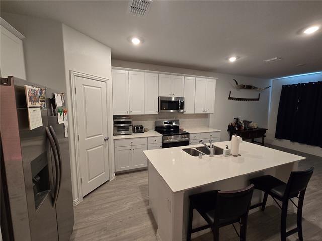 Building Photo - 605 Merriam Dr