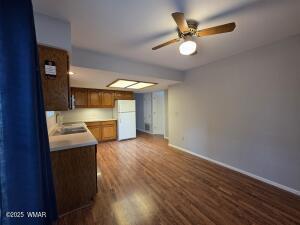 Building Photo - 5240 S 28th Pl