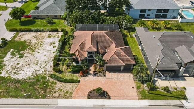 Building Photo - 1406 Cape Coral Pkwy W