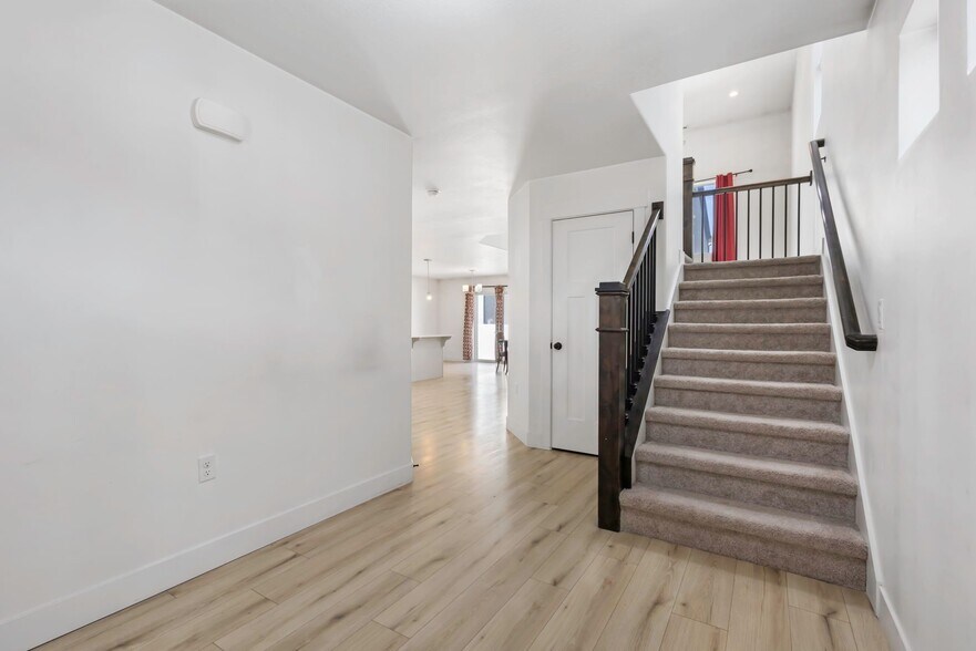 Building Photo - 12356 Eovaldi Ave