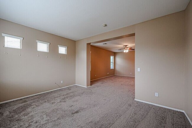 Building Photo - COMING SOON !! Spacious 4 Bed, 2.5 Bath 2 Story Home in Shadow Ridge Community/ Chandler