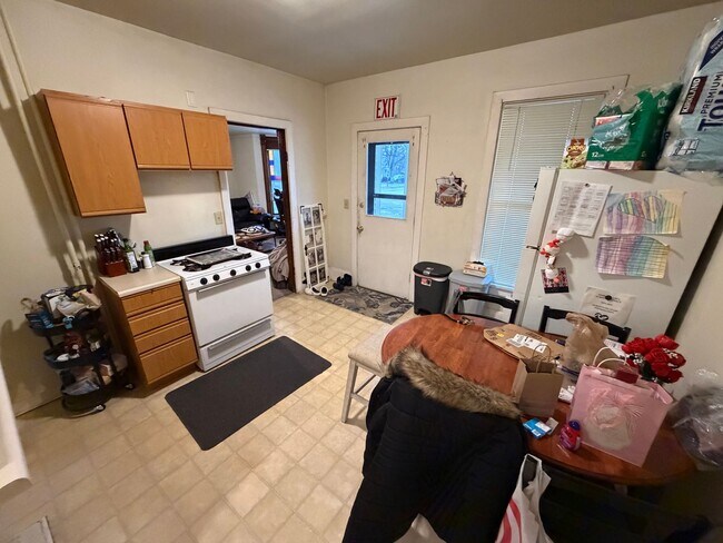 Building Photo - 1207 High Ave