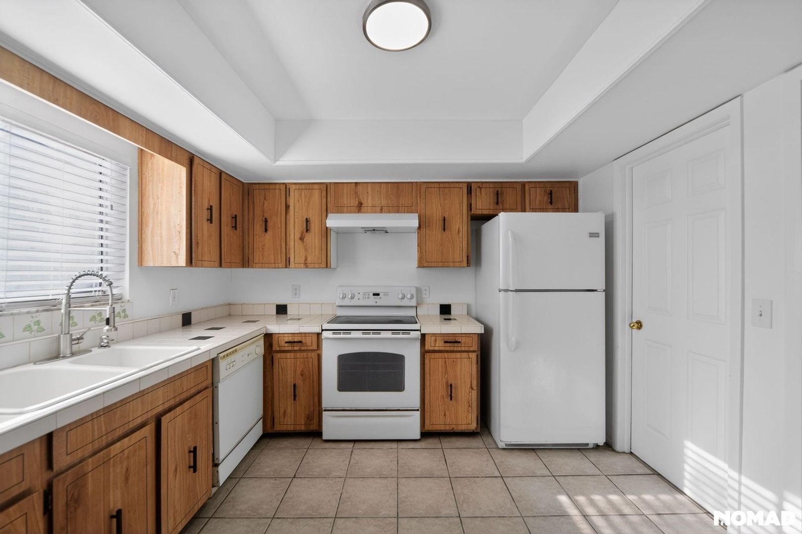 Building Photo - 885 Little Bend Rd