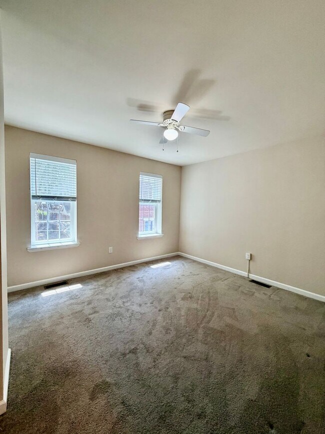 Building Photo - 4119 Brandywine St