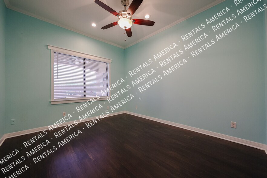 Building Photo - 21665 S 215th Pl