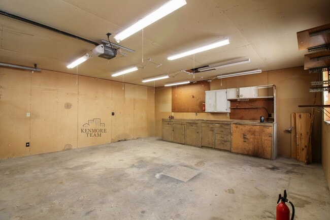 Building Photo - 1615 Stevens Dr