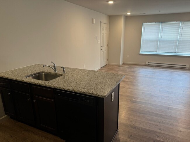 Building Photo - Pennsburg Beautiful 2 Bedroom 1.5 bath Tow...