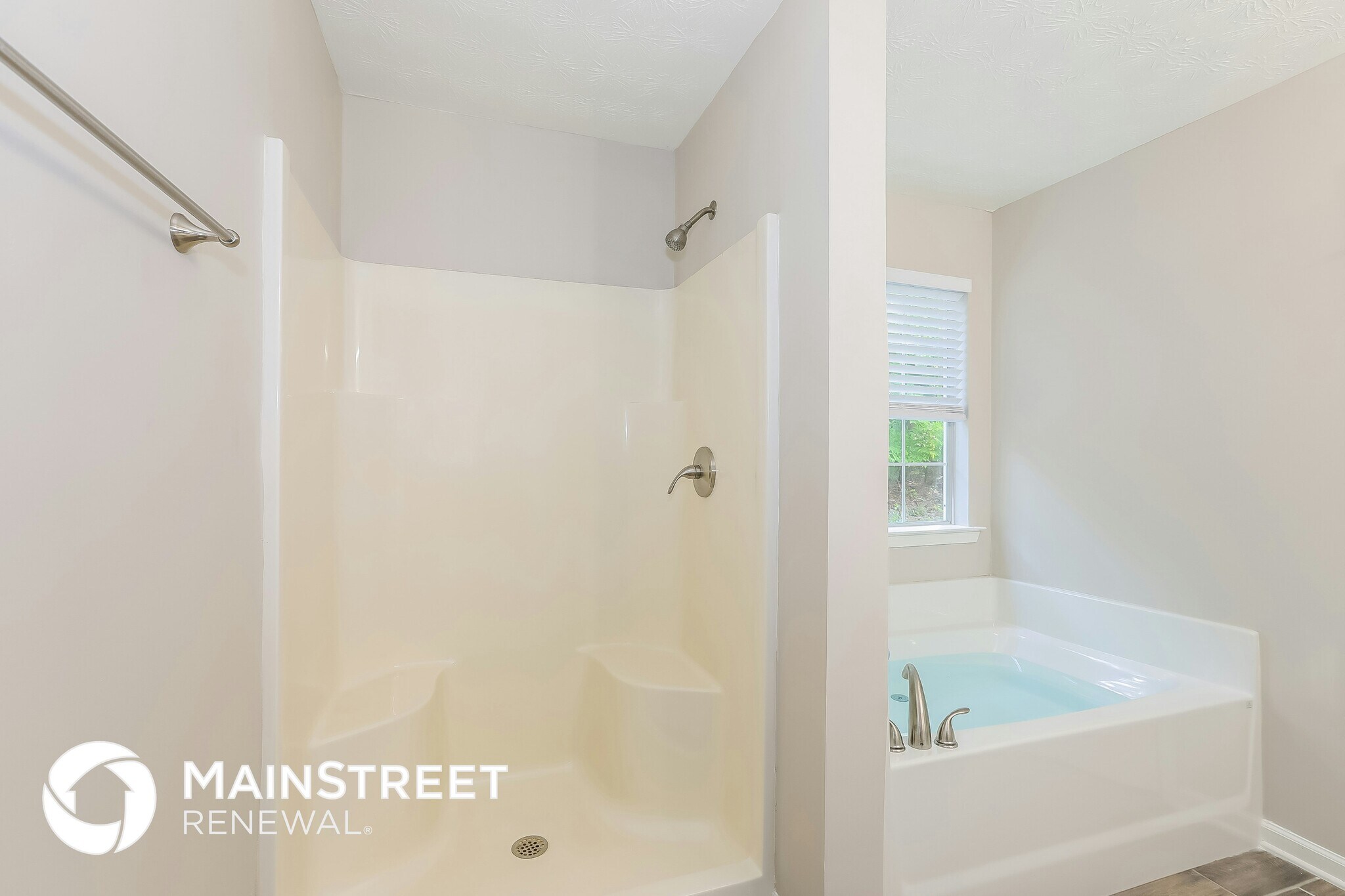 Building Photo - 40 Bachelor Rd