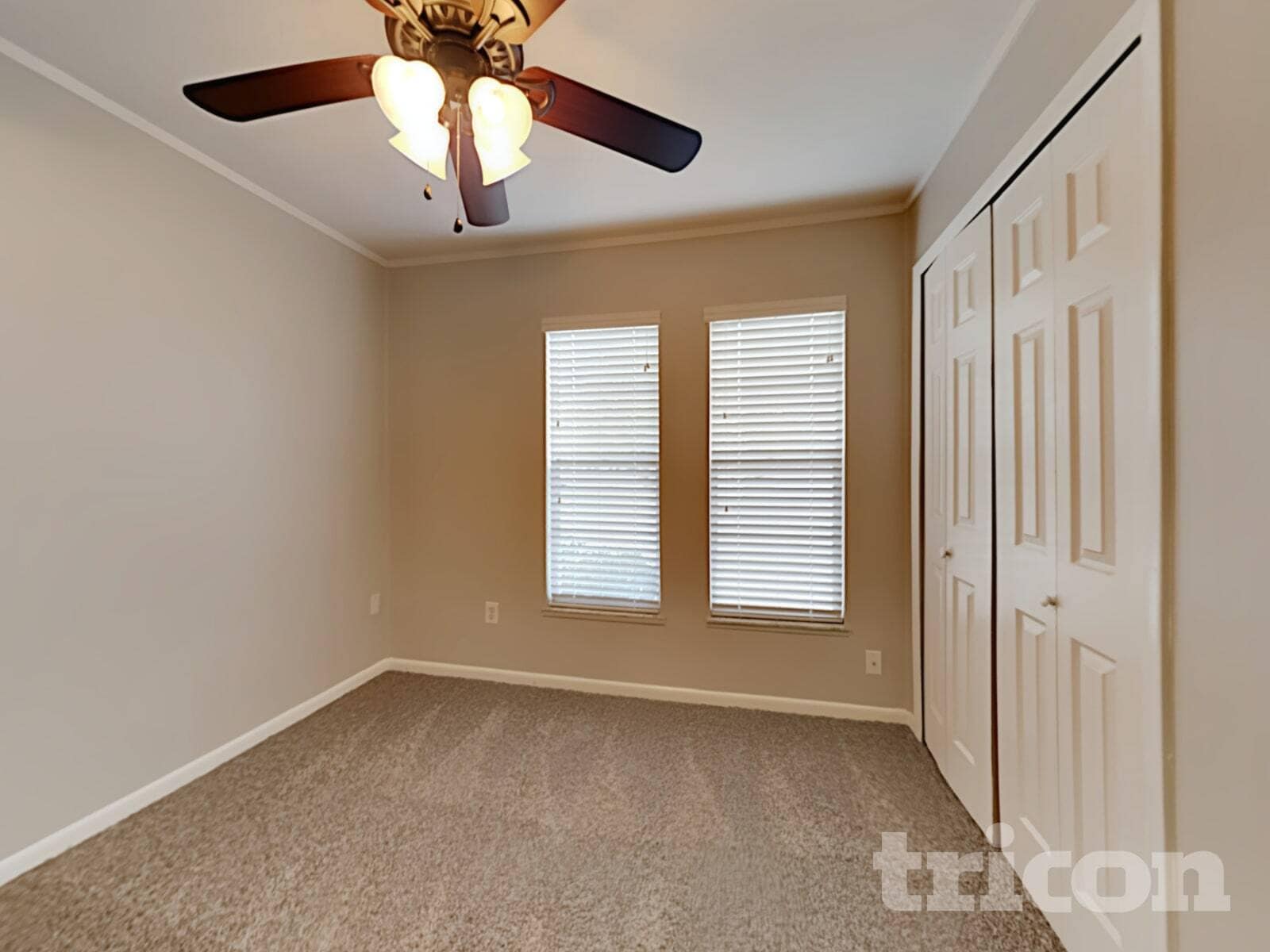 Building Photo - 802 Gullberry Ln