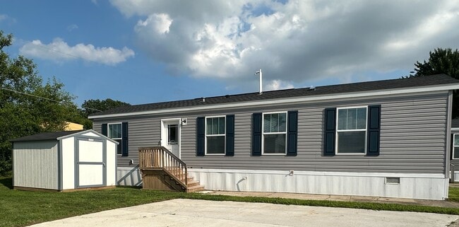 Building Photo - 76 E U.S. Hwy 6