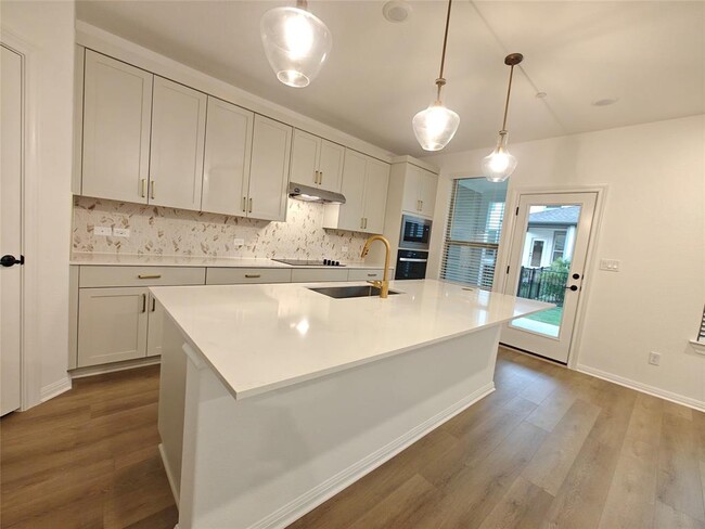 Building Photo - 2725 Woodall Dr