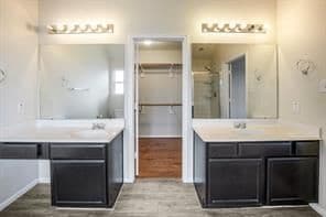 Building Photo - 10902 Barker View Dr