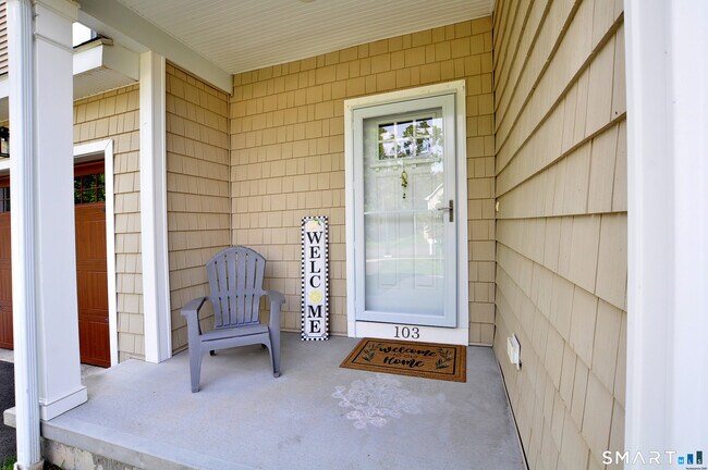 Building Photo - 103 Old Village Cir