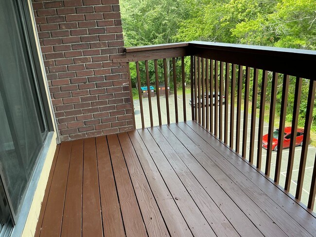 Building Photo - 2315 Cromwell Hills Dr