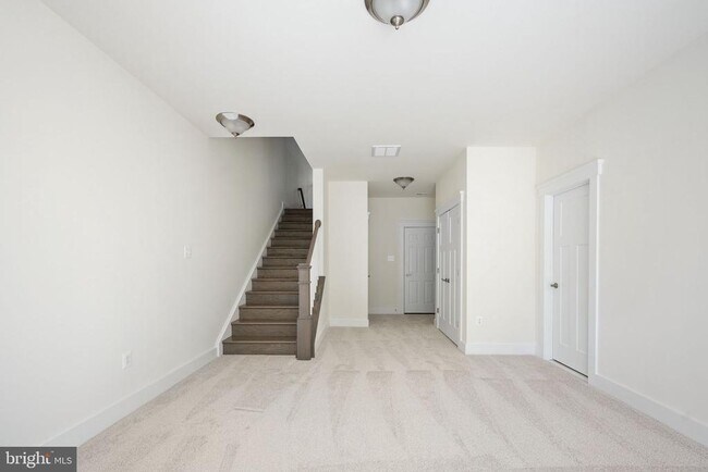 Building Photo - 354 Evermore Ln