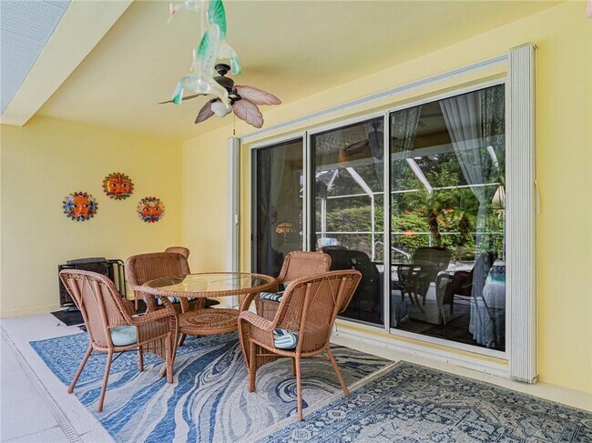 Building Photo - 5873 Pine Ridge Cir