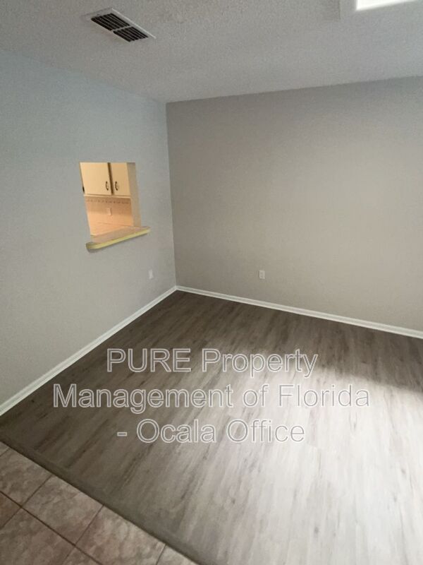 Building Photo - 3135 SW 97th St
