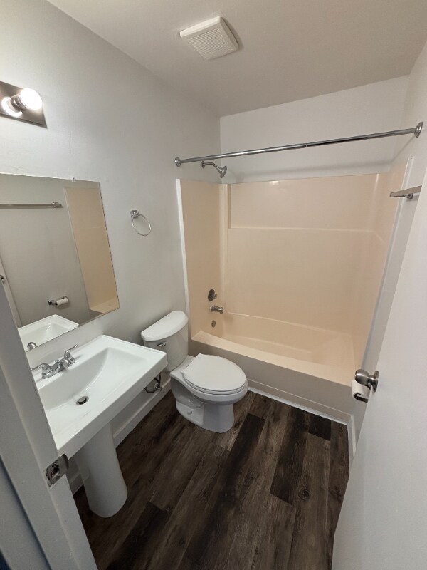 Building Photo - 4471 High St