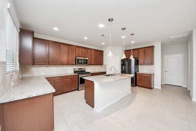 Building Photo - 5118 Kingship Ct
