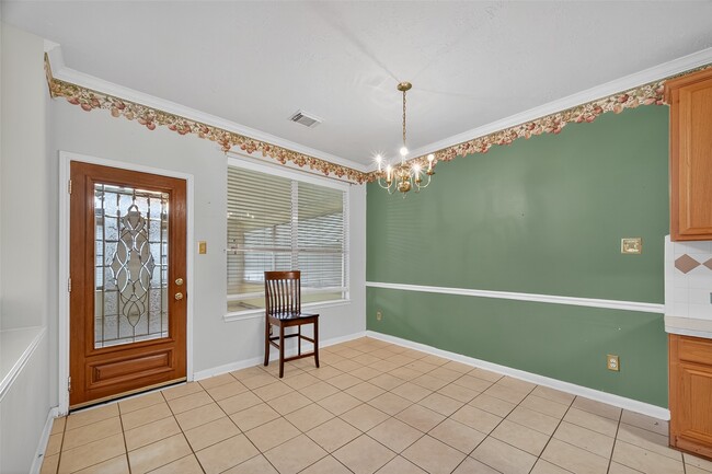 Building Photo - 602 Field Run Ct