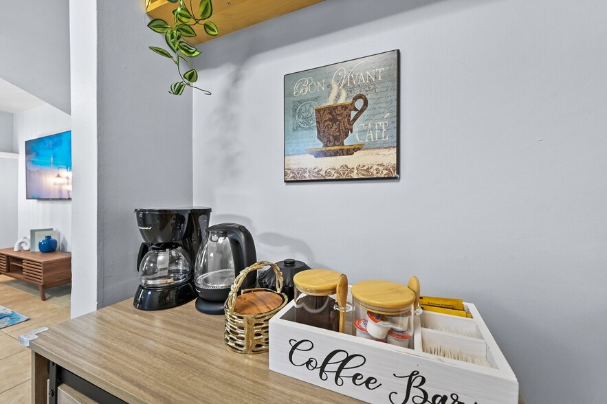 Building Photo - 226 Ashland Creek Ct