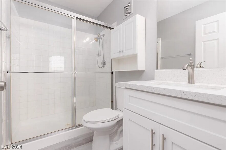 Building Photo - 8437 Majestic View Ave