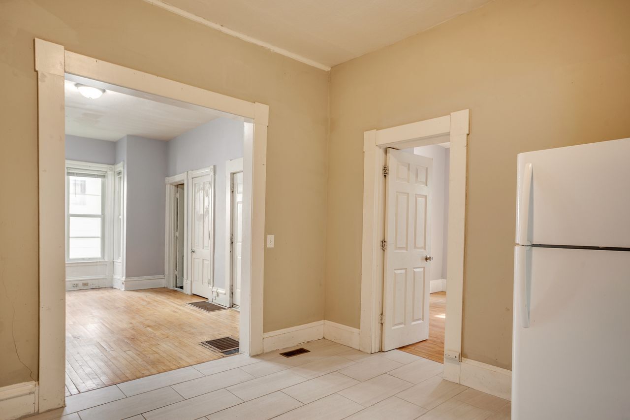 Building Photo - 3108 Colfax Ave S