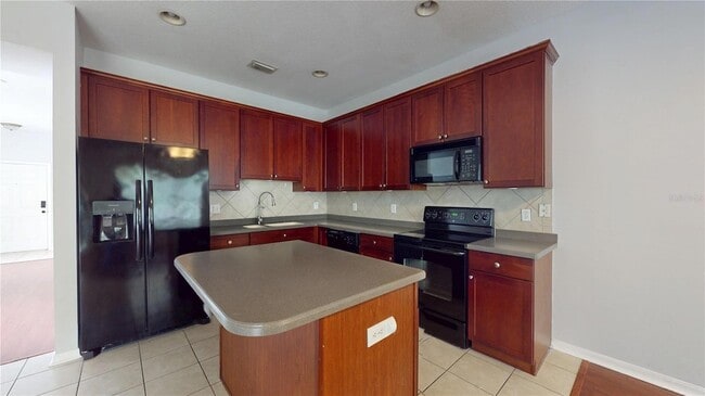 Building Photo - 17531 Hugh Ln