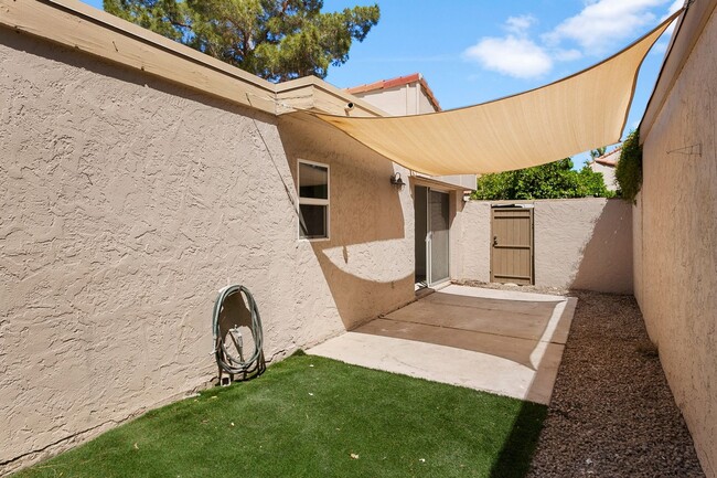 Building Photo - Charming 3BR House in Scottsdale