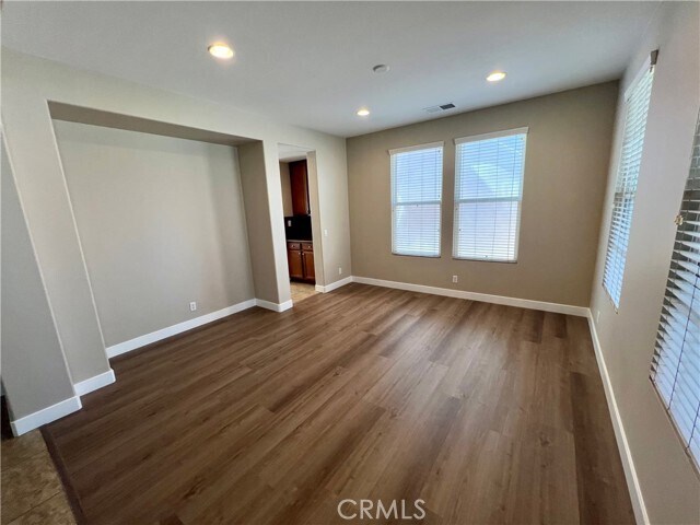 Building Photo - 6686 Sand Dunes St