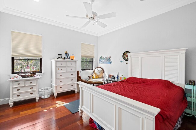 Building Photo - 7040 Long Leaf Dr