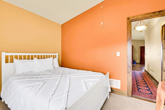 Building Photo - 9174 S Armadillo Trail